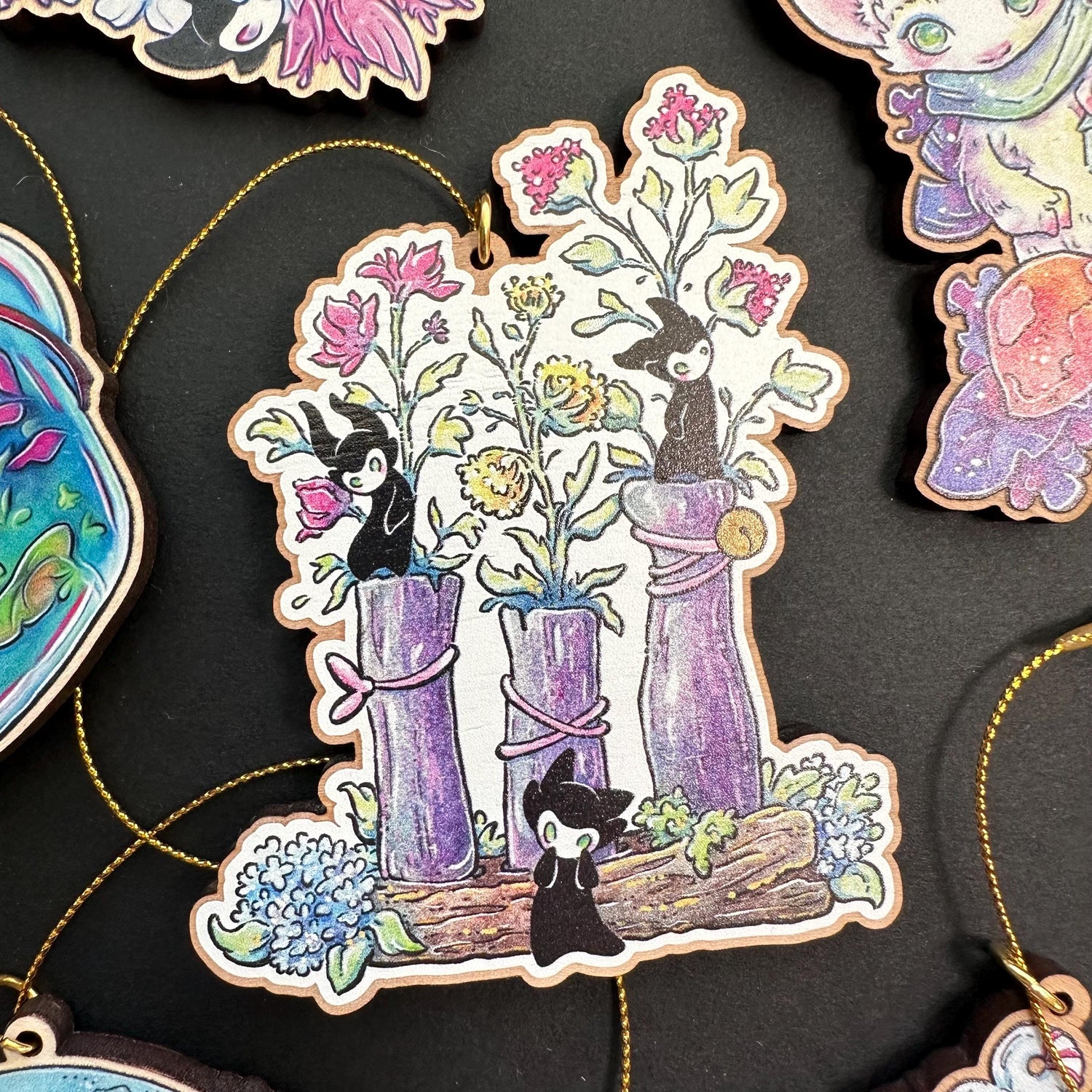 Little Spirits Flower Vase -  Ornament Alt view