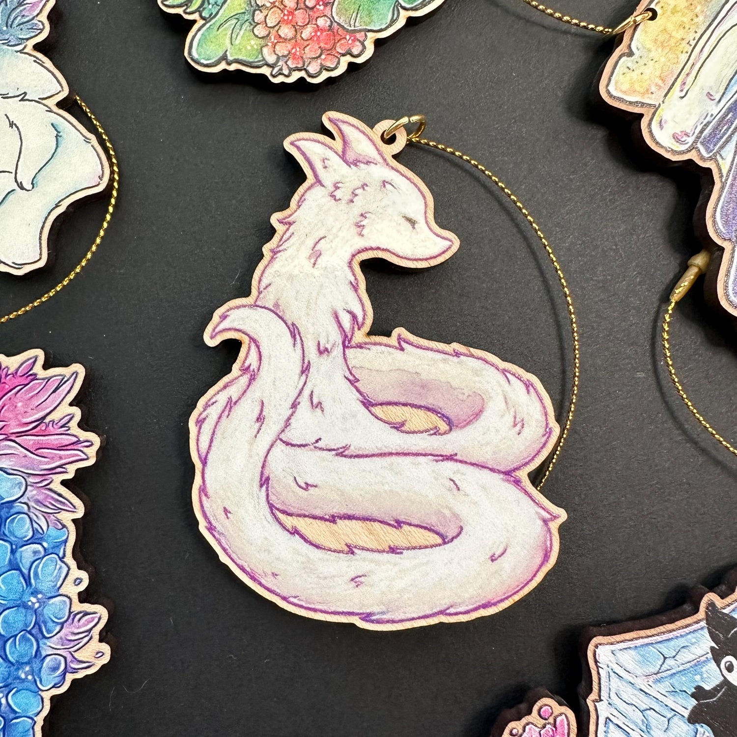 Smoke Fox - Ornament Alt View