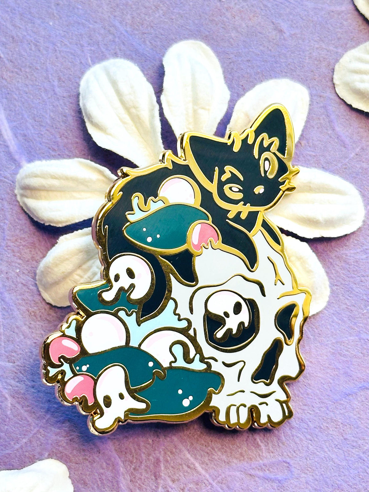 Spooky Black Cat Skull Guardian - Hard enamel pin front view